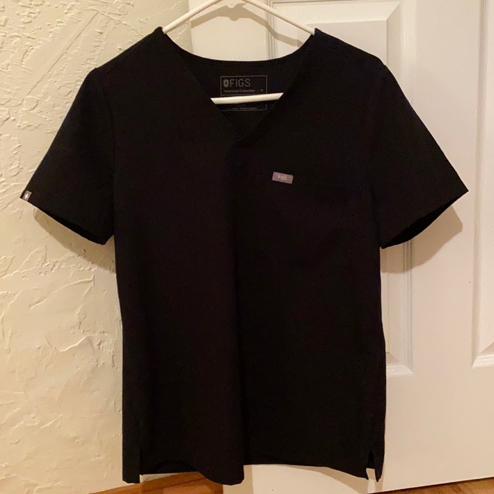 Figs scrub top